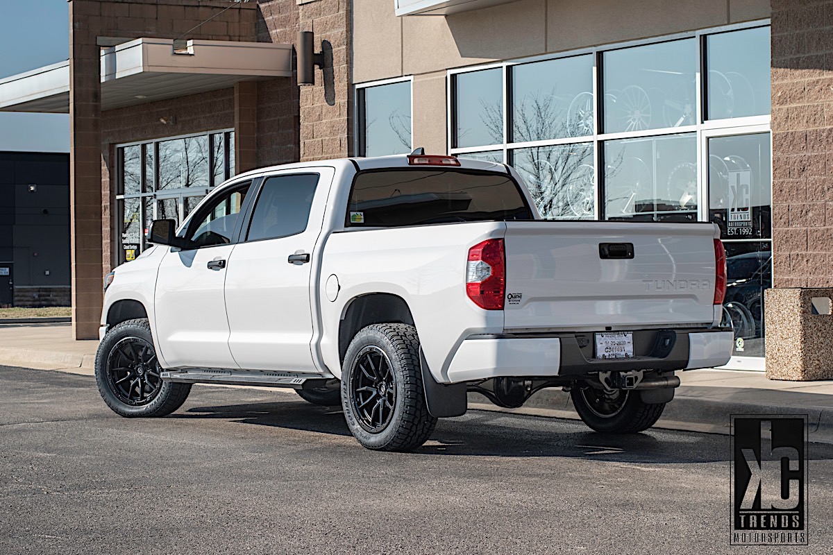 Toyota Tundra with Fuel 1-Piece Wheels Rebel 5 - D679